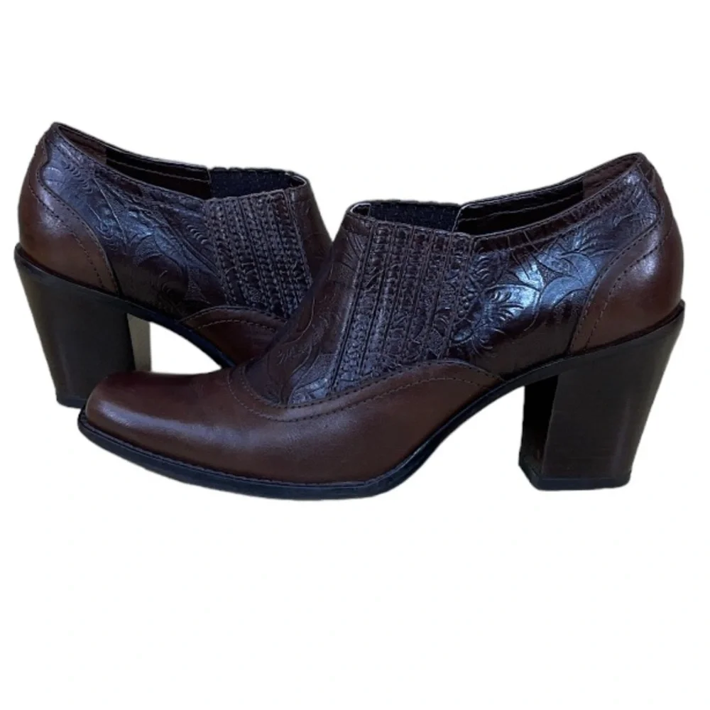 ANTONIO MELANI Brown Western Style Square Toe Women’s Ankle Boots Size 7 1/2M